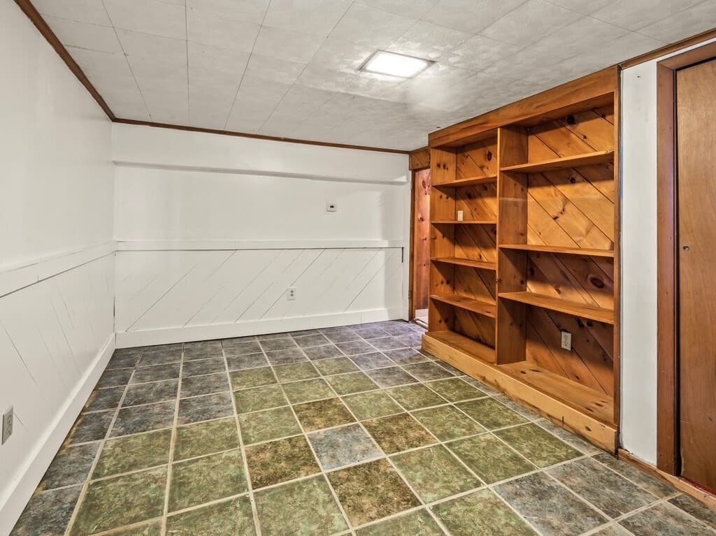 Single Family Residence at 60 Bowker Street, Worcester MA 01604, Worcester, photo 26 of 39