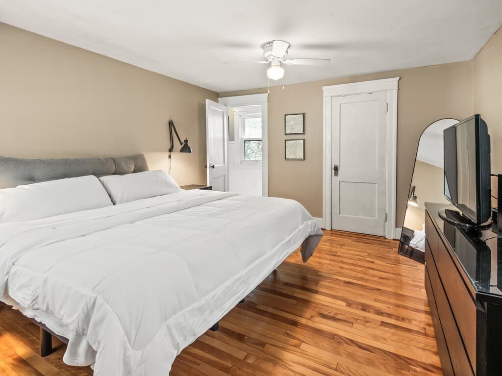 Single Family Residence at 60 Bowker Street, Worcester MA 01604, Worcester, photo 22 of 39