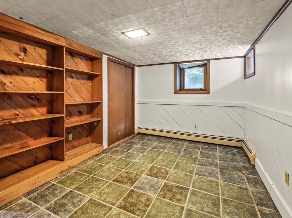 Single Family Residence at 60 Bowker Street, Worcester MA 01604, Worcester, photo 25 of 39