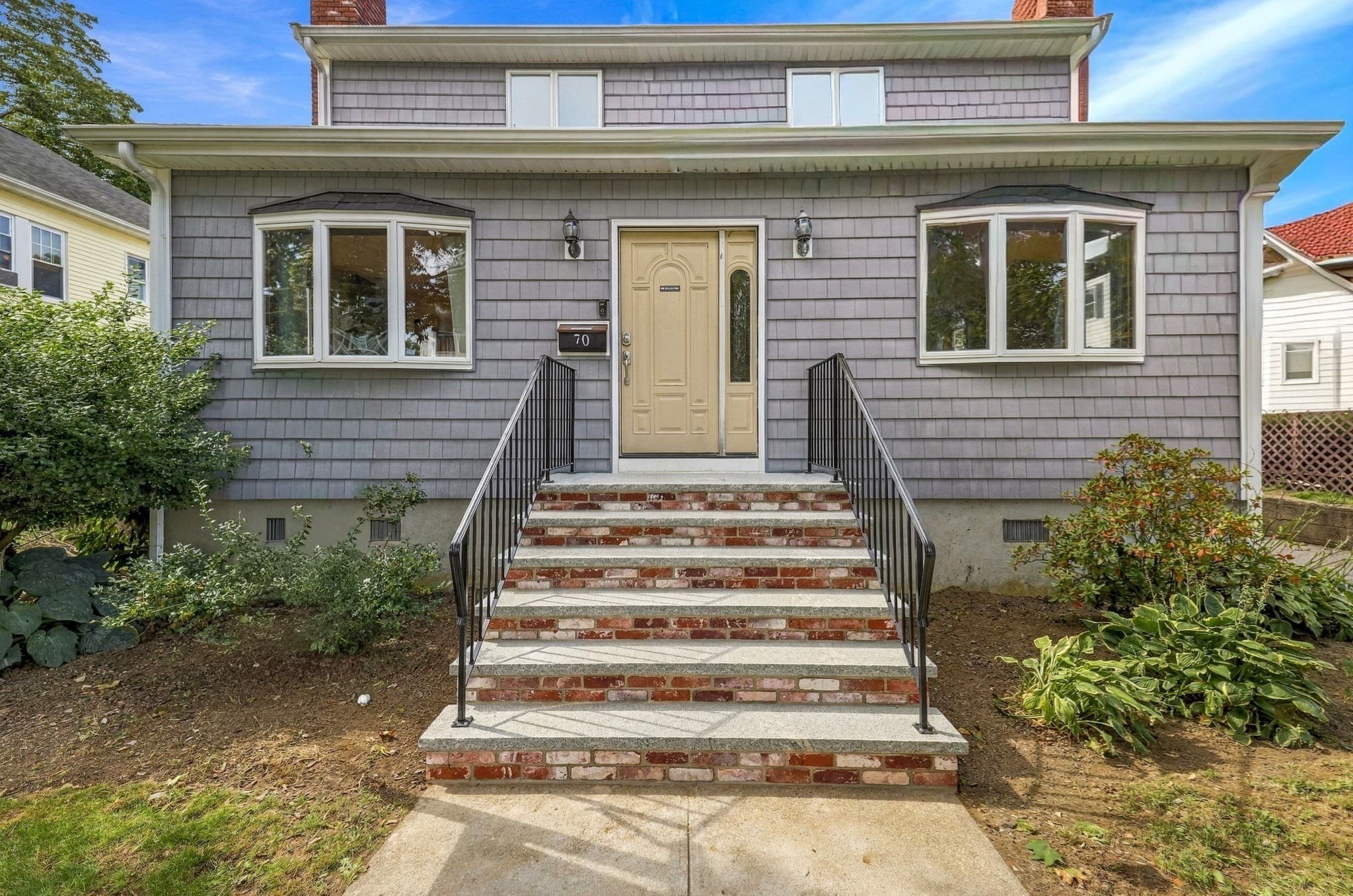 70 Hovey St, Watertown MA 02472