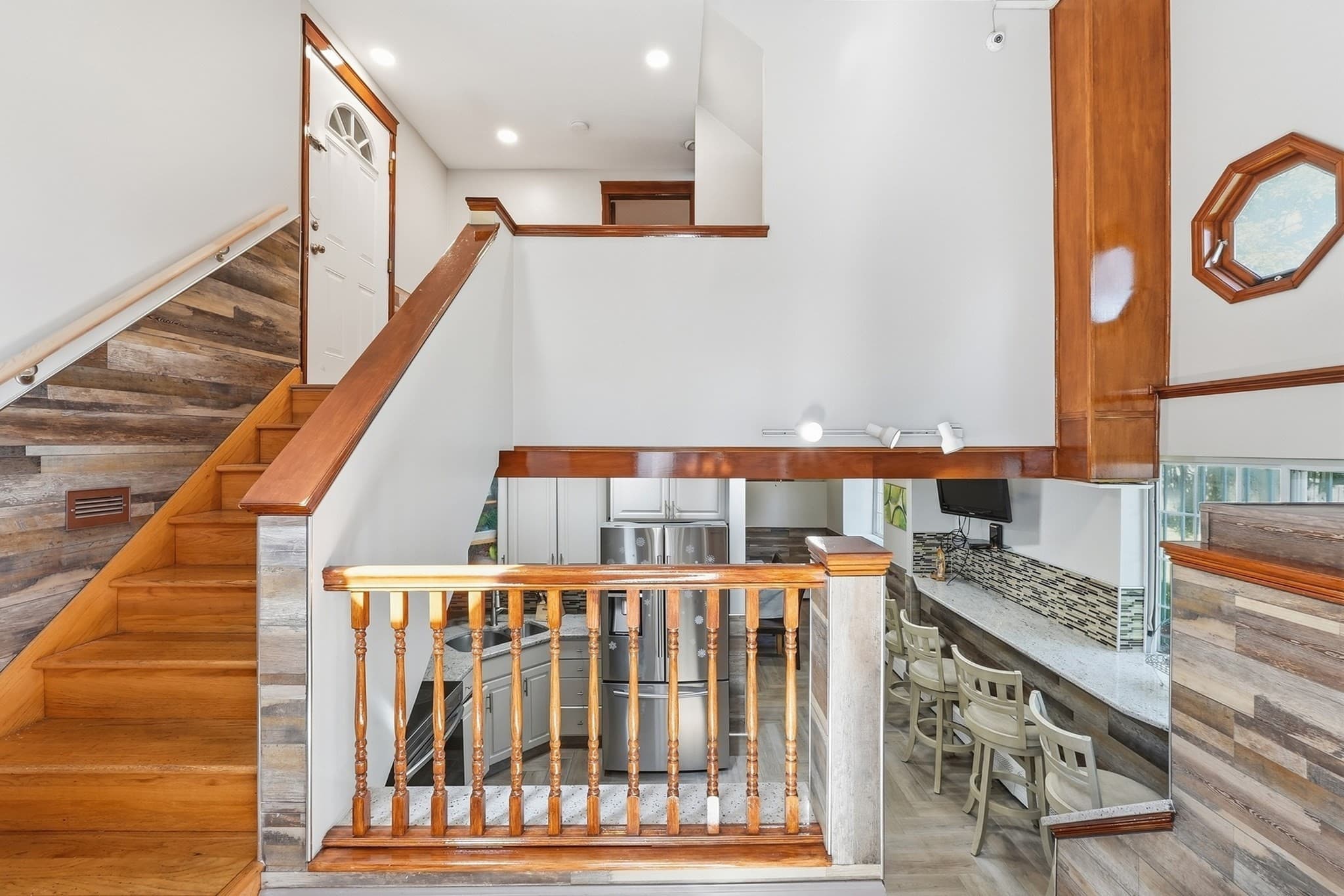 Single Family Residence at 6 Harrington Way, Worcester MA 01604, Worcester, photo 2 of 42
