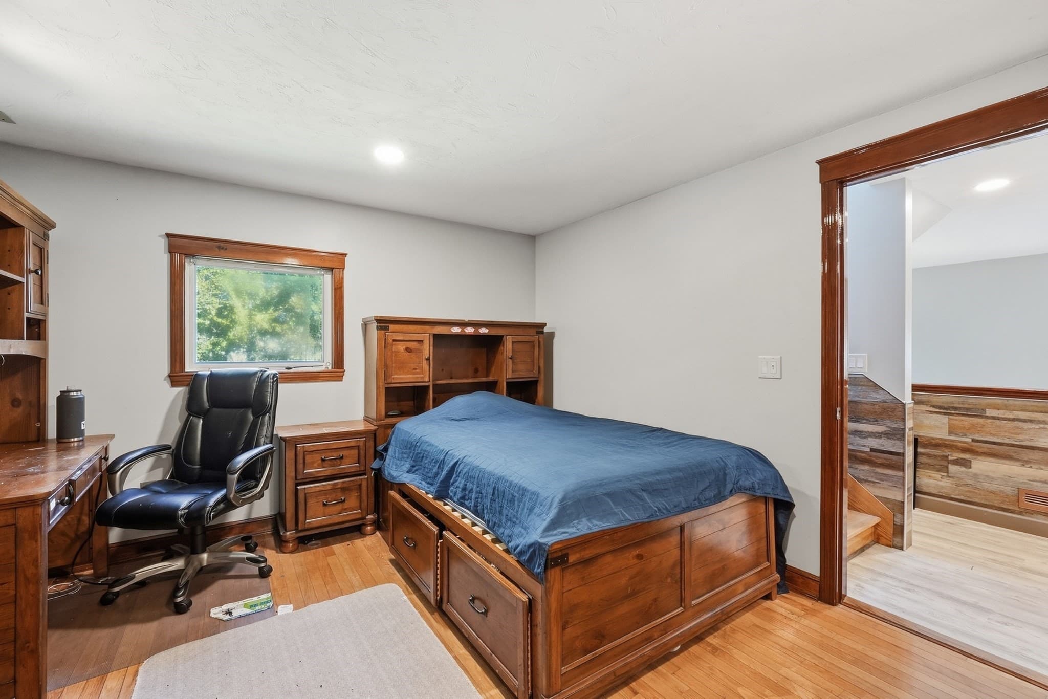 Single Family Residence at 6 Harrington Way, Worcester MA 01604, Worcester, photo 13 of 42