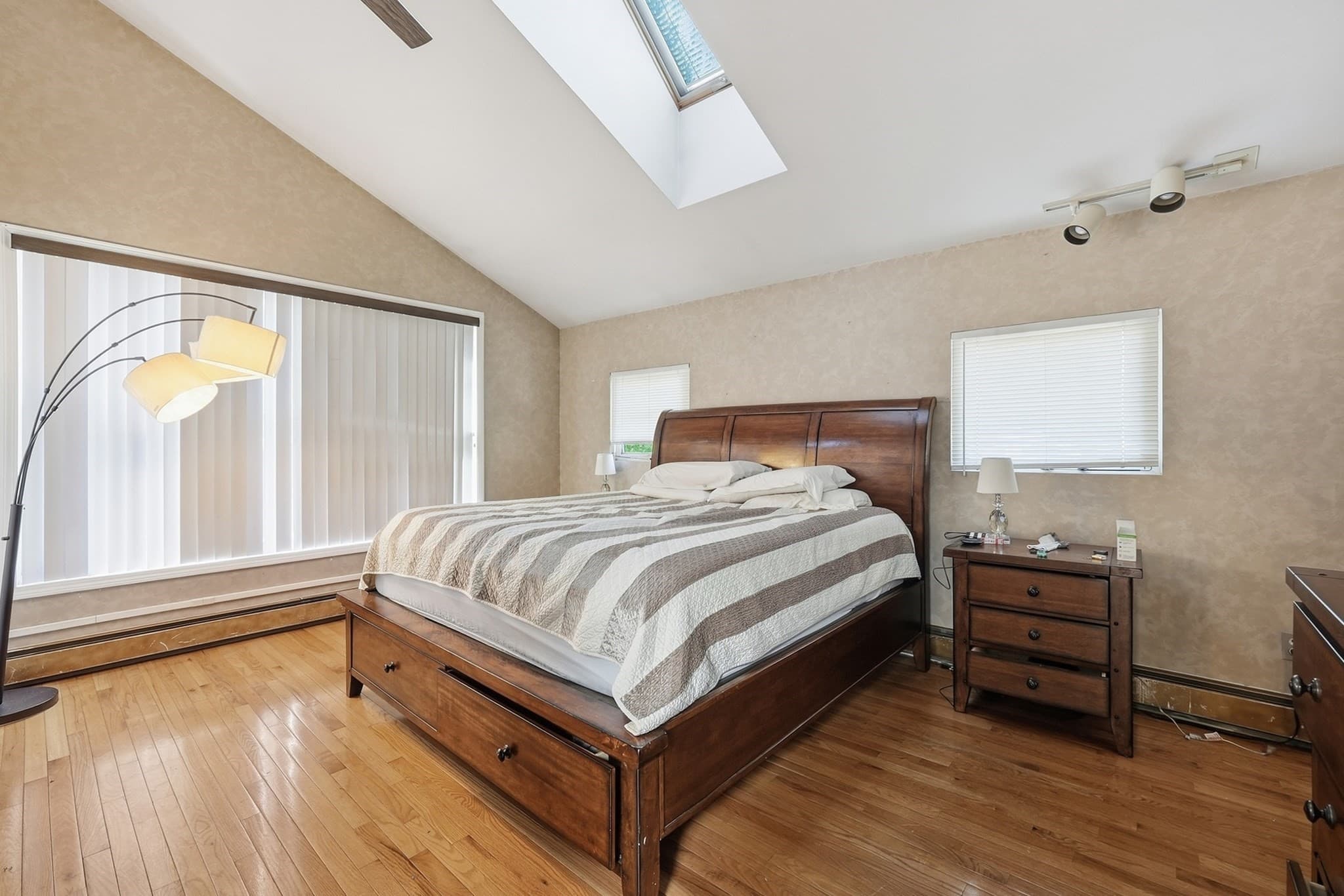 Single Family Residence at 6 Harrington Way, Worcester MA 01604, Worcester, photo 16 of 42