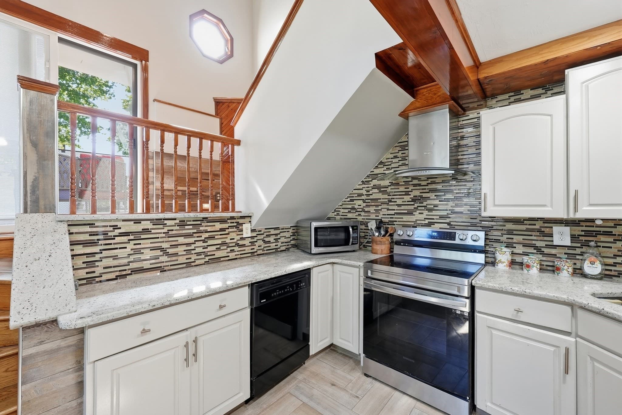 Single Family Residence at 6 Harrington Way, Worcester MA 01604, Worcester, photo 5 of 42