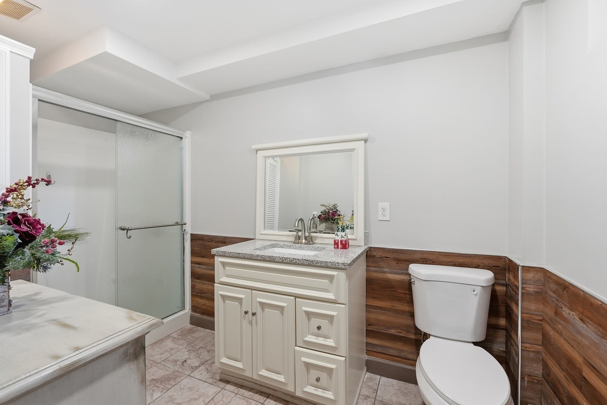 Single Family Residence at 6 Harrington Way, Worcester MA 01604, Worcester, photo 14 of 42