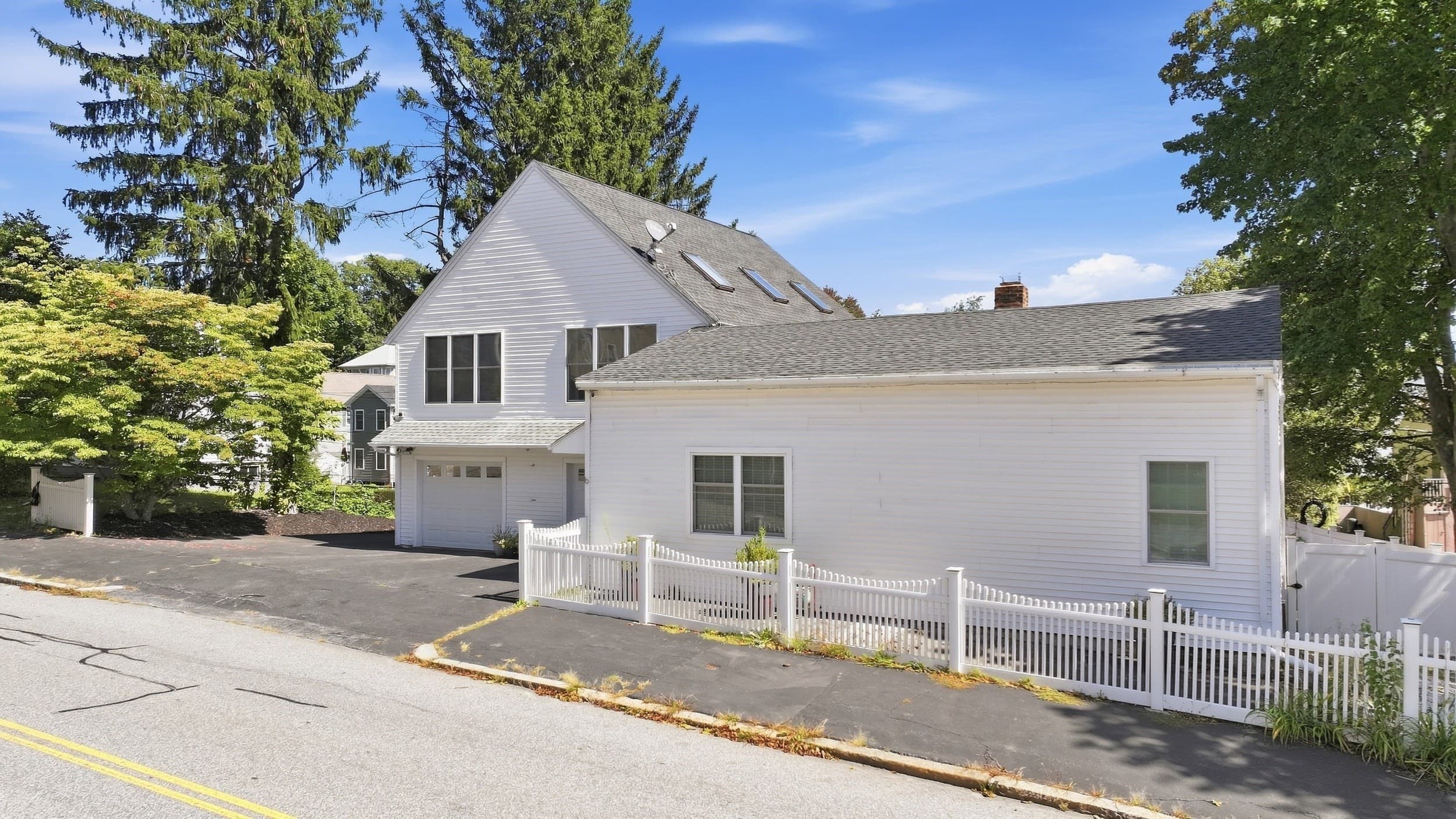 Single Family Residence at 6 Harrington Way, Worcester MA 01604, Worcester, photo 37 of 42