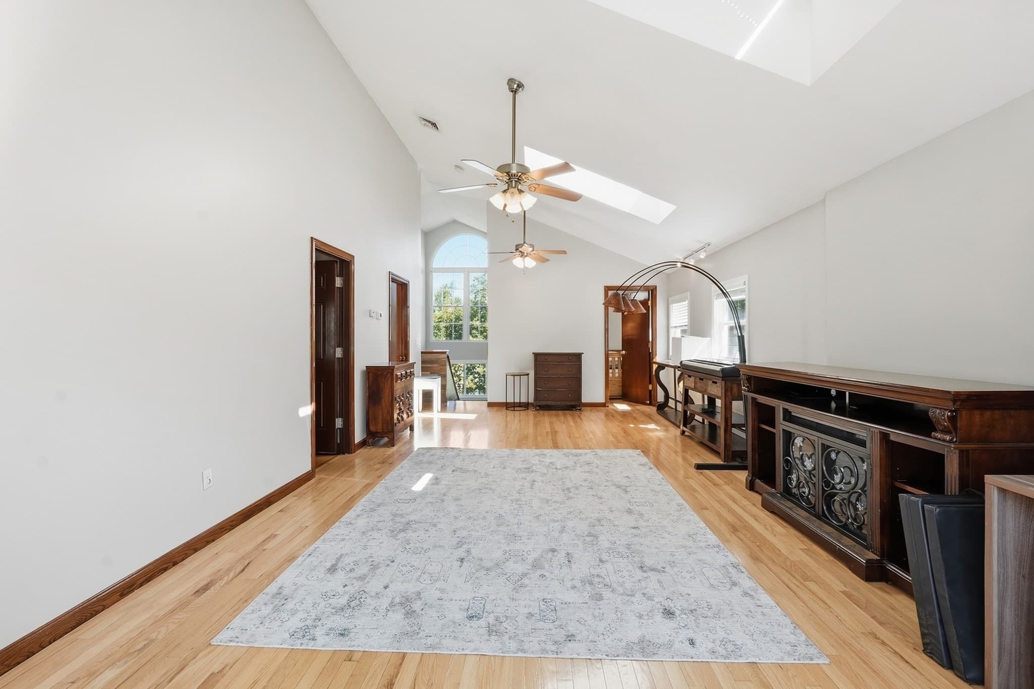 Single Family Residence at 6 Harrington Way, Worcester MA 01604, Worcester, photo 11 of 42