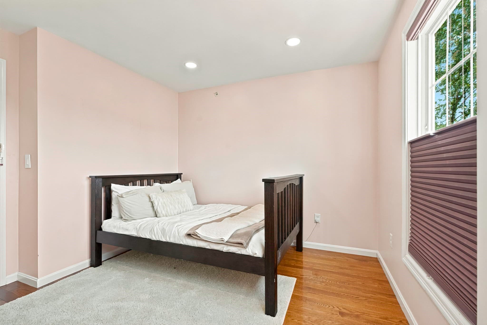 Condominium at 39 Frostpane Ln # 39, Hopkinton MA 01748, Hopkinton, photo 28 of 41