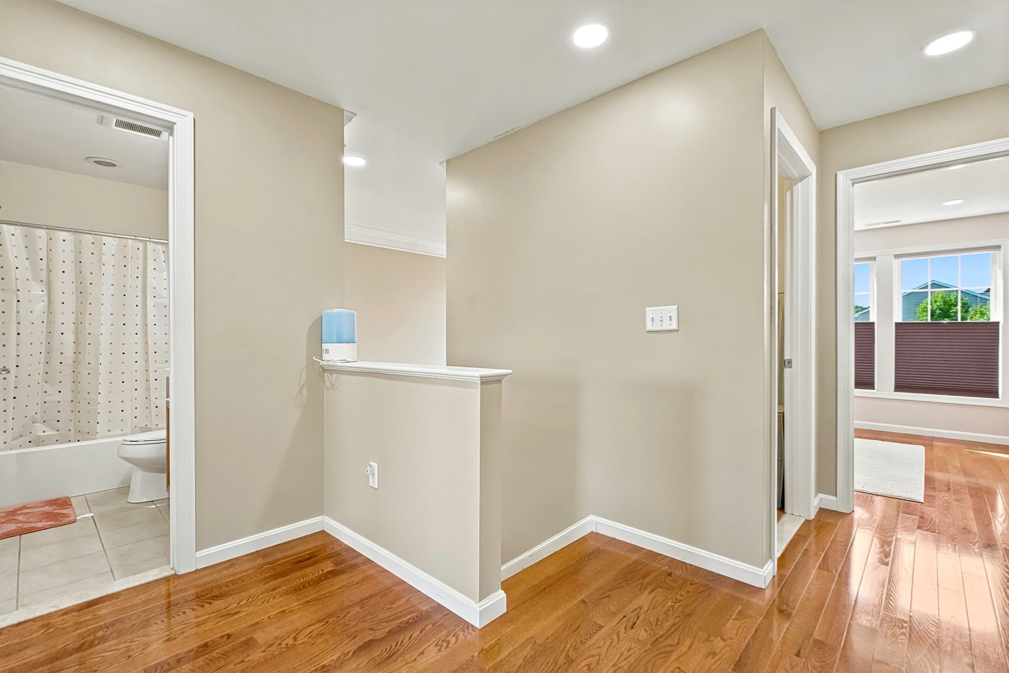 Condominium at 39 Frostpane Ln # 39, Hopkinton MA 01748, Hopkinton, photo 19 of 41