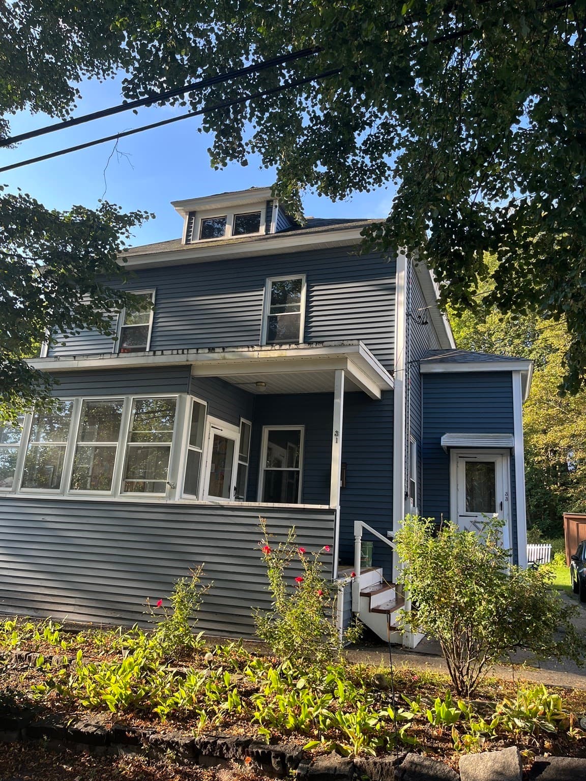 31-33 Cascade St, Fitchburg MA 01420