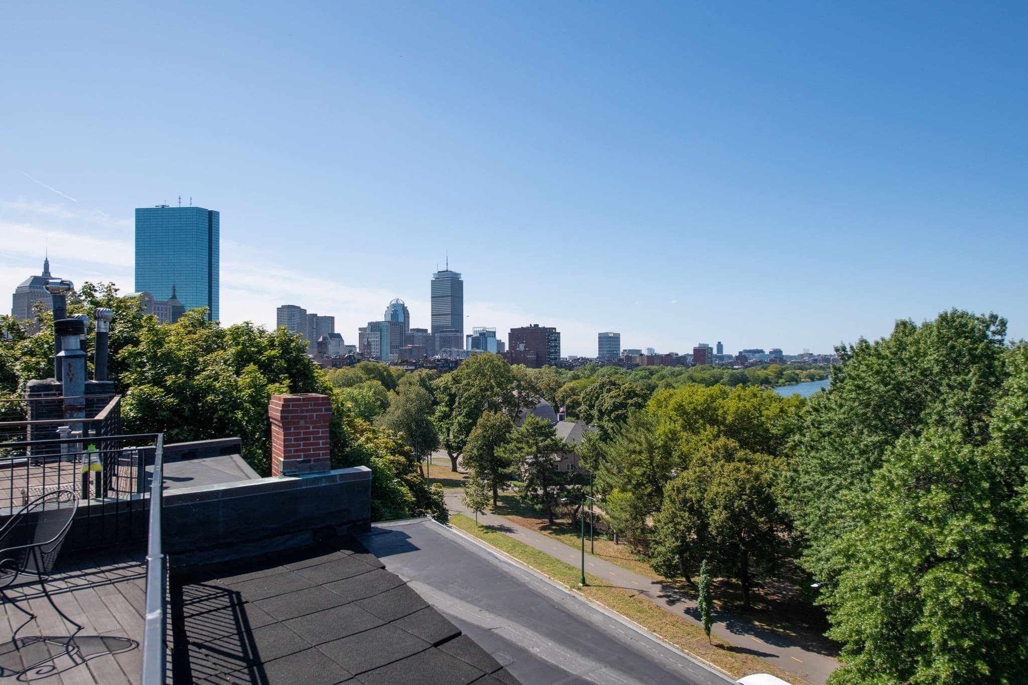 Condominium at 112 Pinckney St # 46, Boston MA 02114, photo 23 of 30