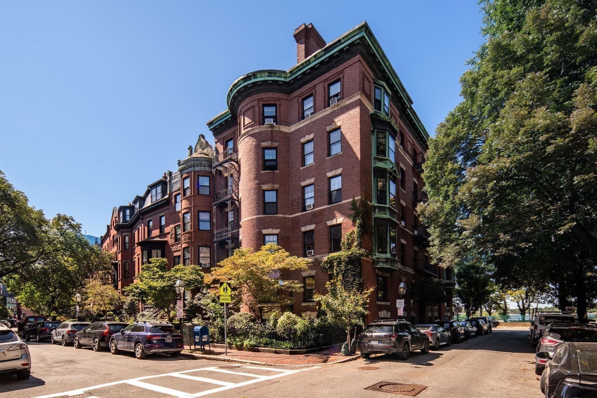 Condominium at 112 Pinckney St # 46, Boston MA 02114, photo 27 of 30