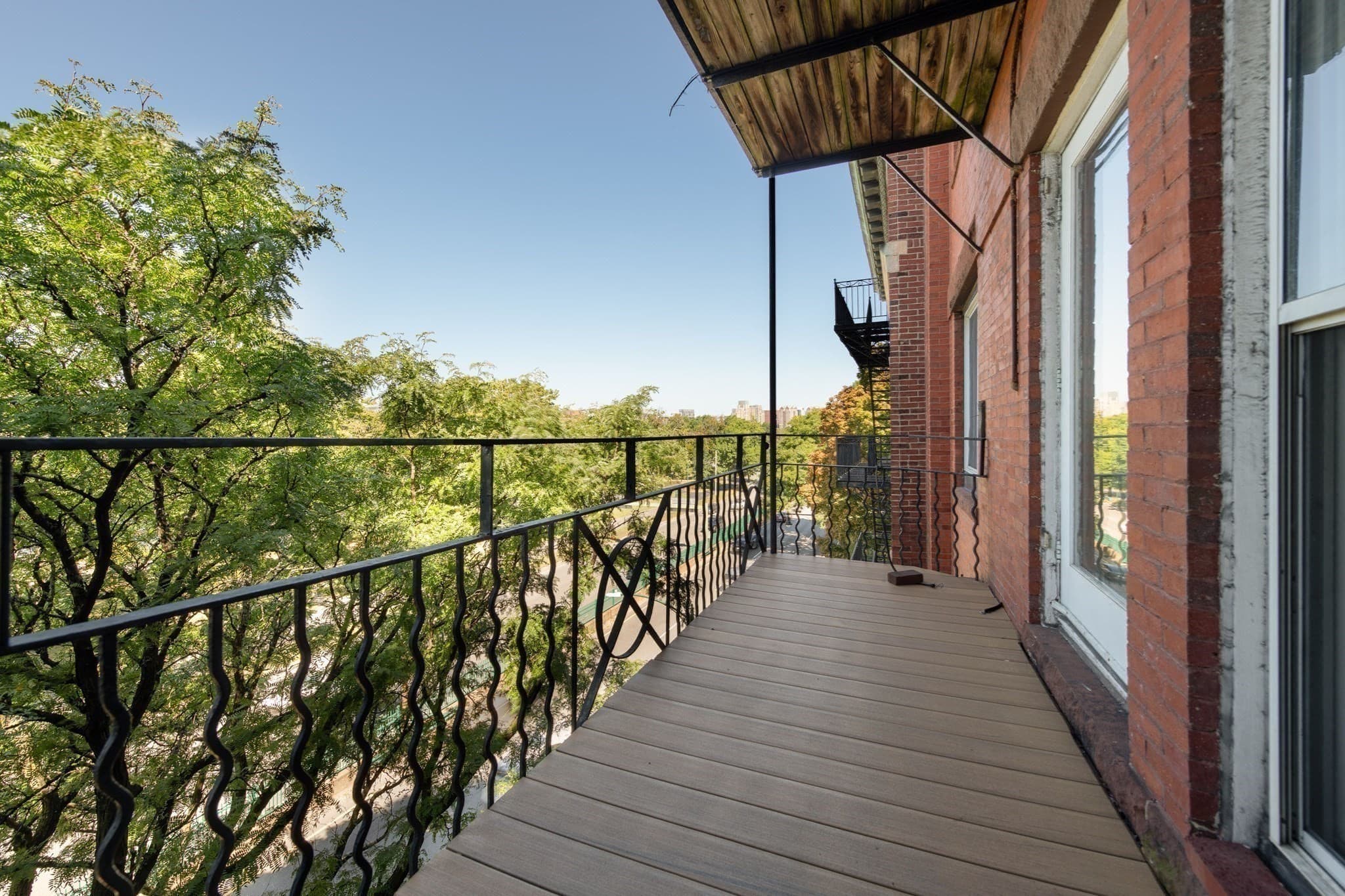 Condominium at 112 Pinckney St # 46, Boston MA 02114, photo 19 of 30