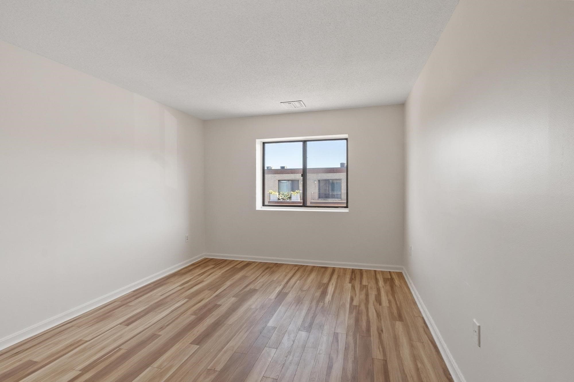 Condominium at 406-U 301 Broadway # 301, Lynn MA 01940, Lynn, photo 13 of 25