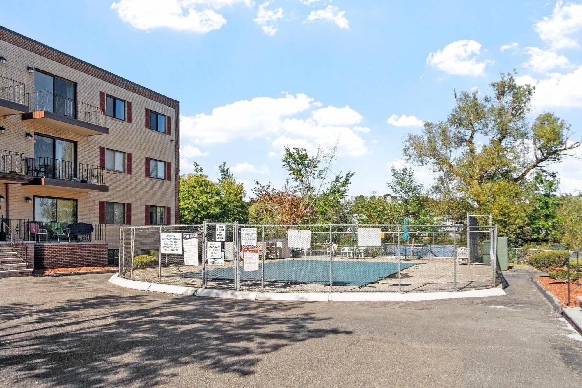 Condominium at 406-U 307 Broadway # 307, Lynn MA 01904, Lynn, photo 23 of 32