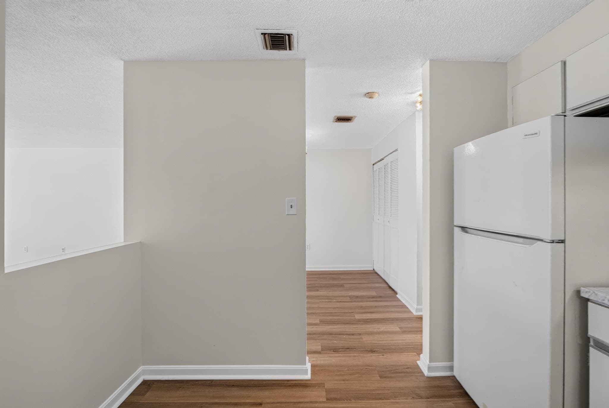 Condominium at 406-U 307 Broadway # 307, Lynn MA 01904, Lynn, photo 10 of 32