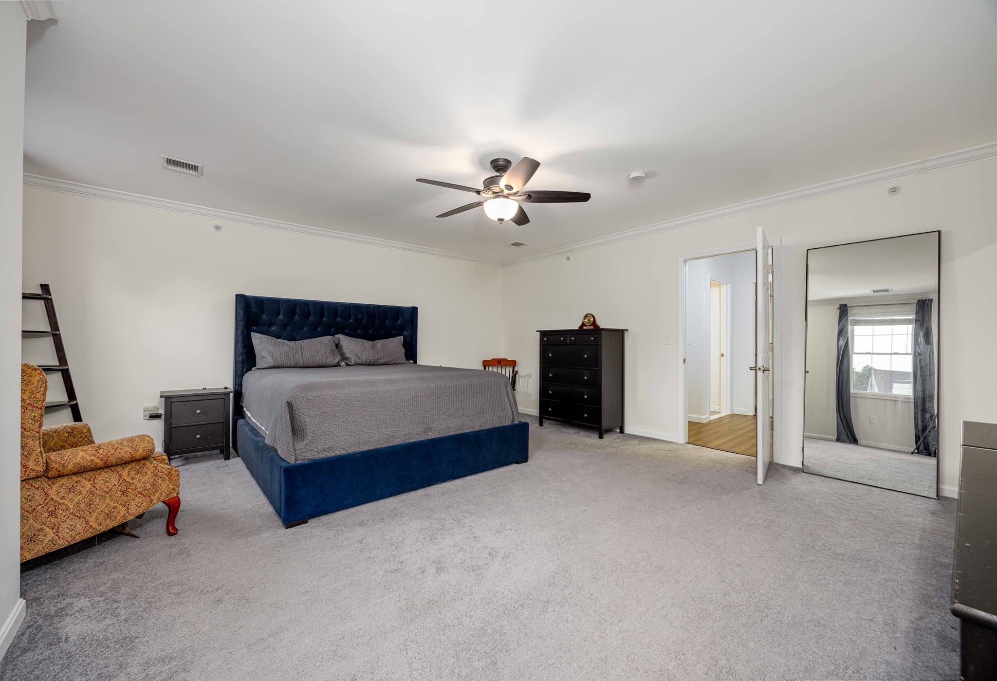 Single Family Residence at 4 Sterling Circle # 4, Medway MA 02053, Medway, photo 20 of 40