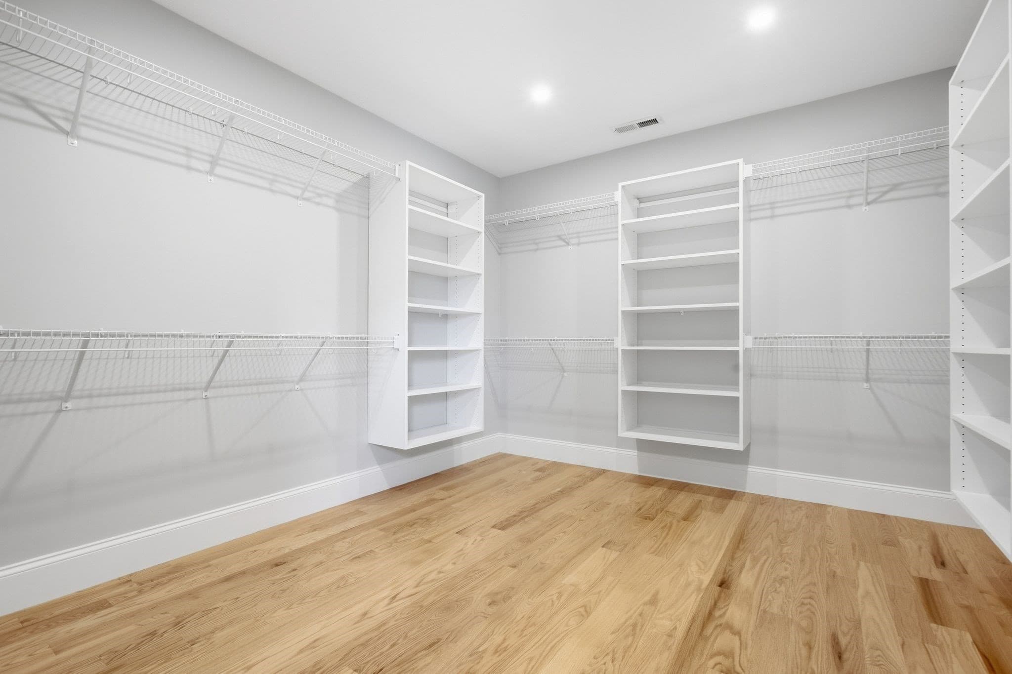 Single Family Residence at 11 Lexington St, Burlington MA 01803, Burlington, photo 23 of 42