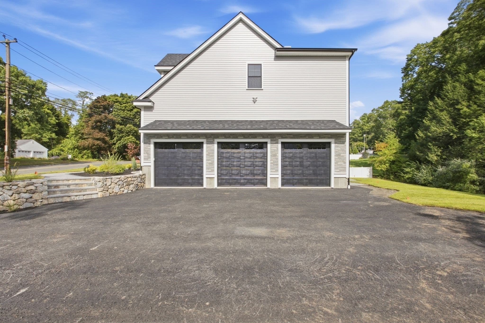 Single Family Residence at 11 Lexington St, Burlington MA 01803, Burlington, photo 36 of 42
