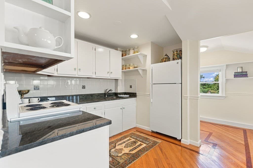 Condominium at 54 Lexington Ave # 32, Gloucester MA 01930, Gloucester, photo 7 of 23