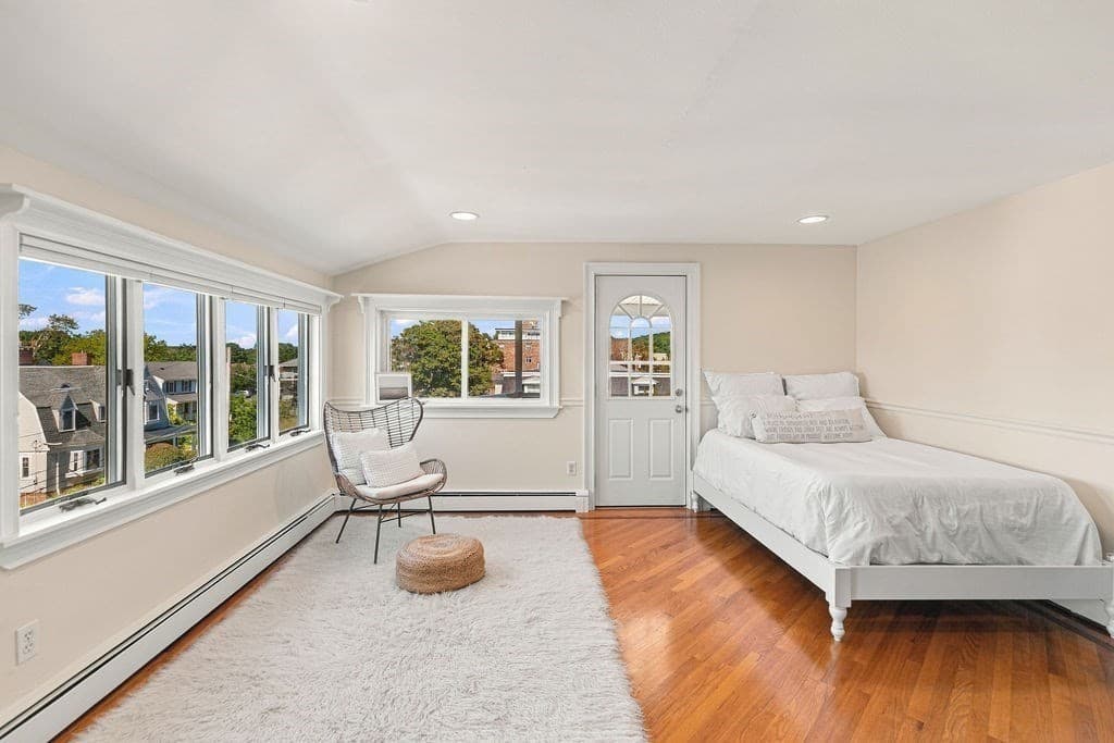 Condominium at 54 Lexington Ave # 32, Gloucester MA 01930, Gloucester, photo 3 of 23