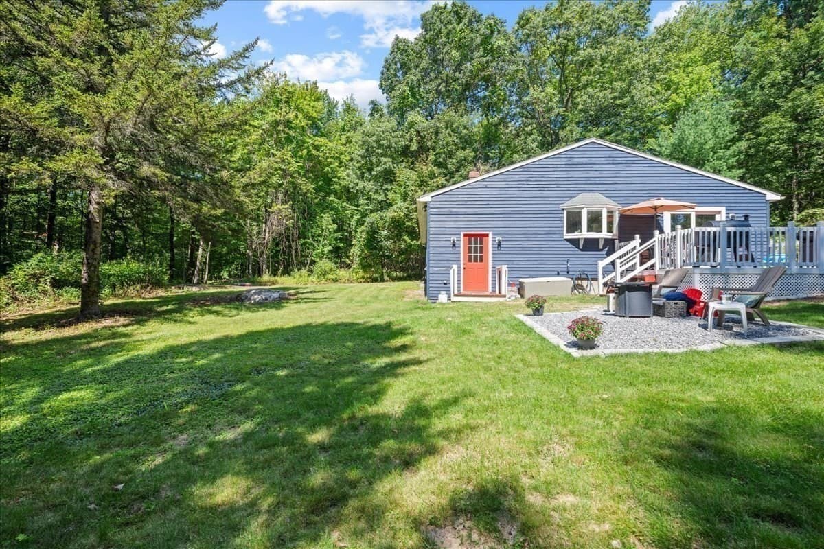 Single Family Residence at 65 Carter Rd, Worcester MA 01609, Worcester, photo 26 of 36