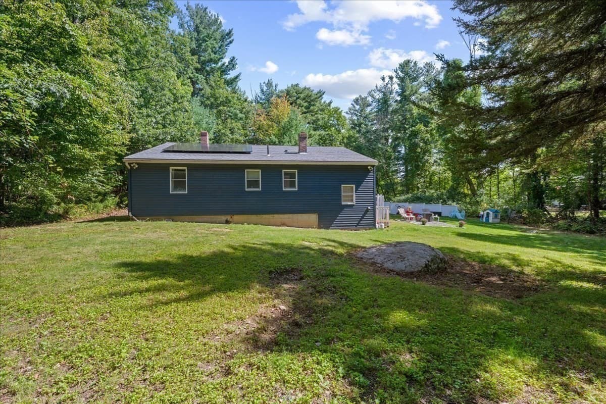 Single Family Residence at 65 Carter Rd, Worcester MA 01609, Worcester, photo 28 of 36