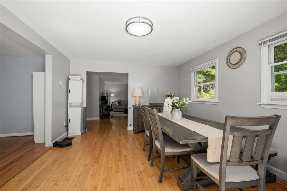 Single Family Residence at 65 Carter Rd, Worcester MA 01609, Worcester, photo 9 of 36