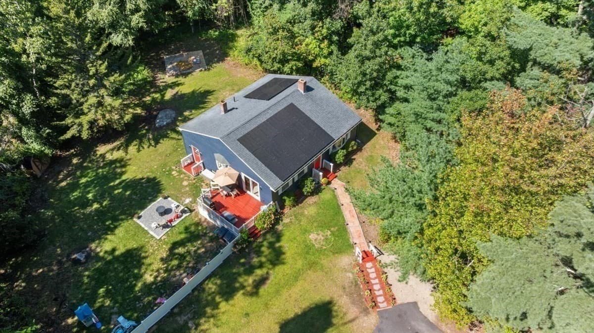 Single Family Residence at 65 Carter Rd, Worcester MA 01609, Worcester, photo 30 of 36