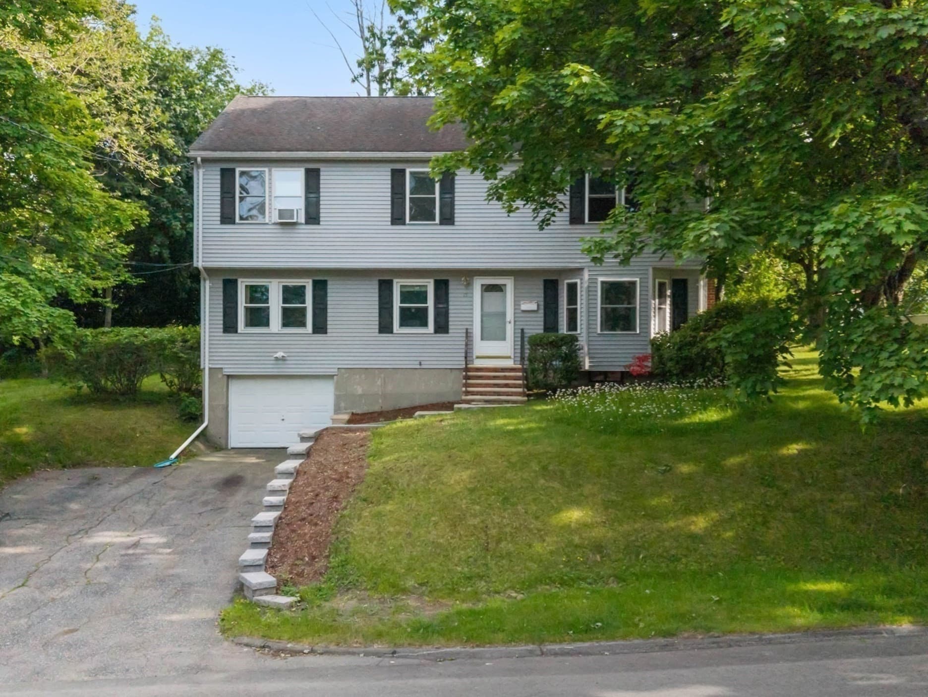 15 Mars, Shrewsbury MA 01545