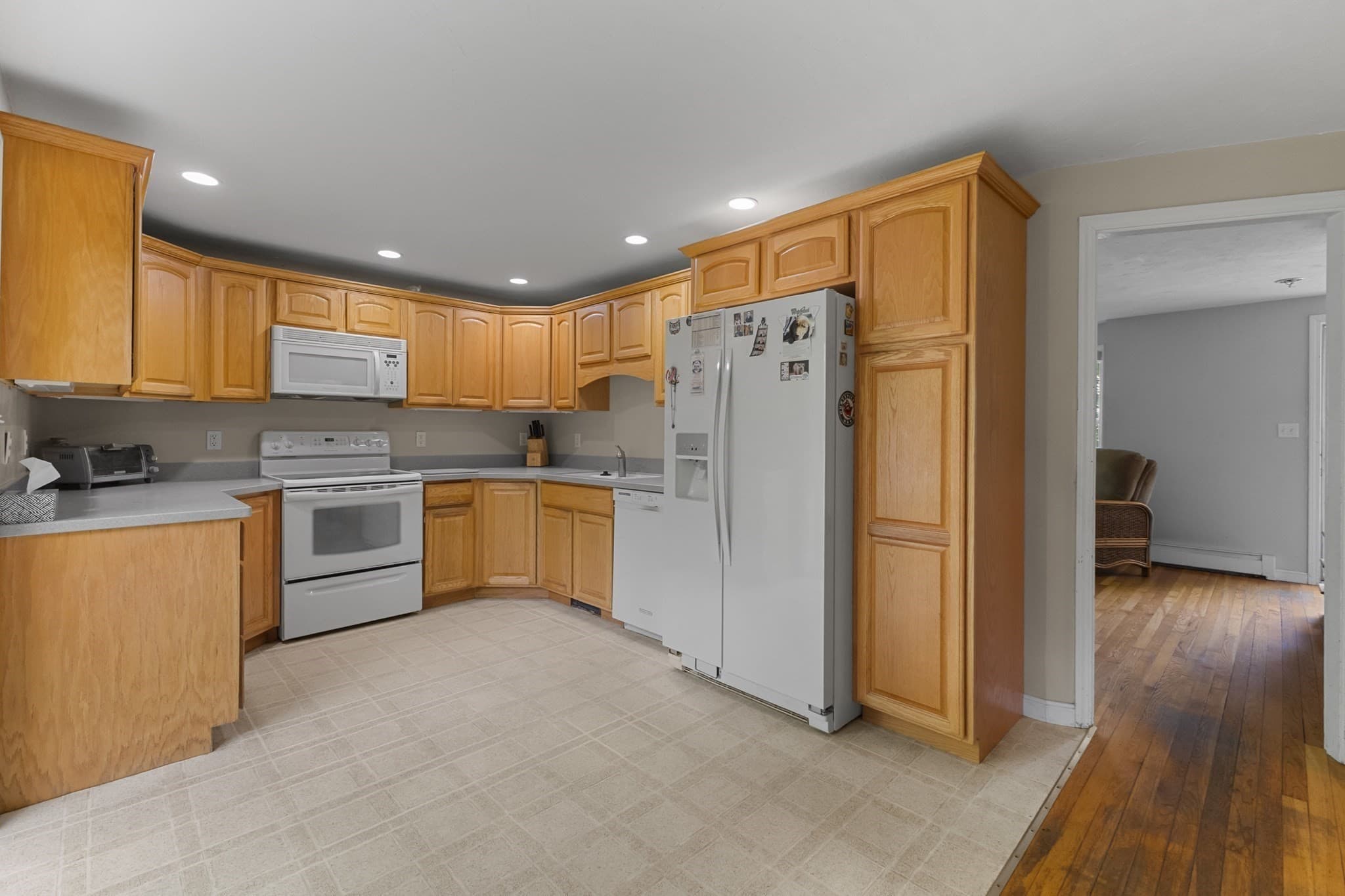 Single Family Residence at 15 Mars, Shrewsbury MA 01545, Shrewsbury, photo 9 of 42