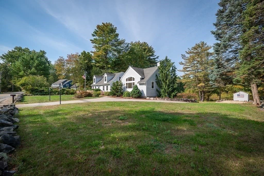 Single Family Residence at 44 Warren St, Georgetown MA 01833, Georgetown, photo 28 of 34