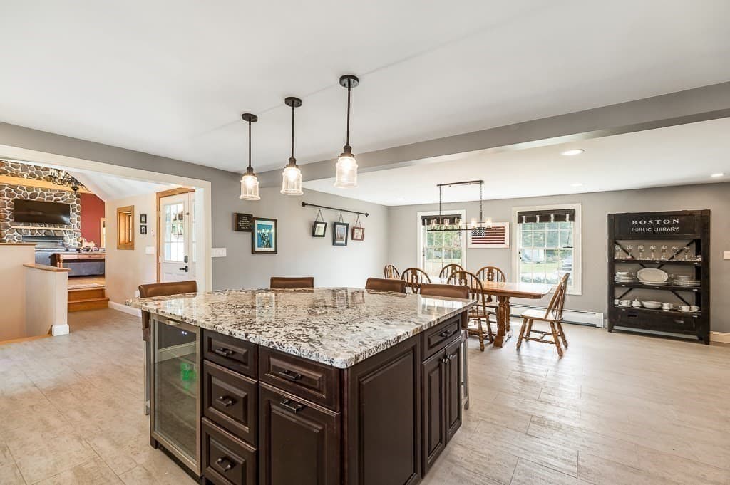 Single Family Residence at 44 Warren St, Georgetown MA 01833, Georgetown, photo 10 of 34