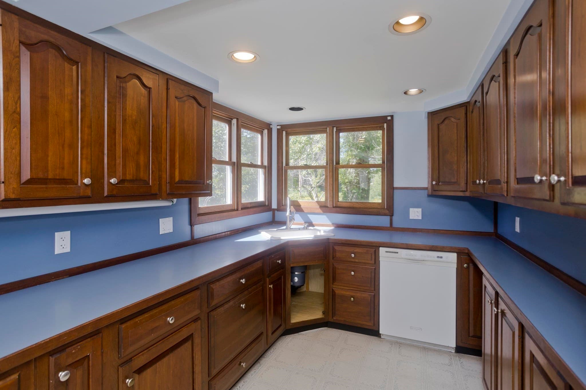 Single Family Residence at 54 Ryan Rd, Northampton MA 01062, Northampton, photo 5 of 36