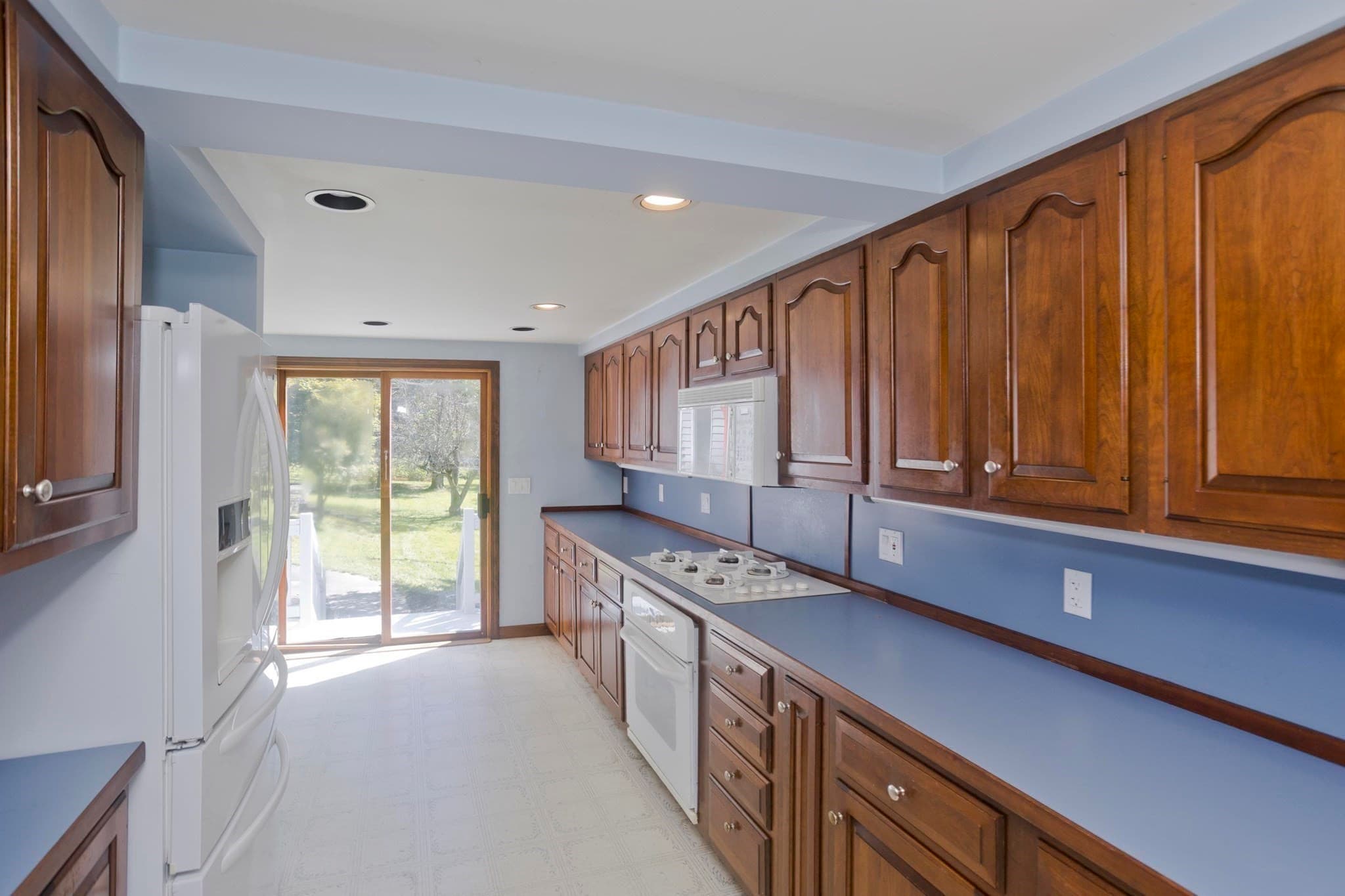 Single Family Residence at 54 Ryan Rd, Northampton MA 01062, Northampton, photo 9 of 36