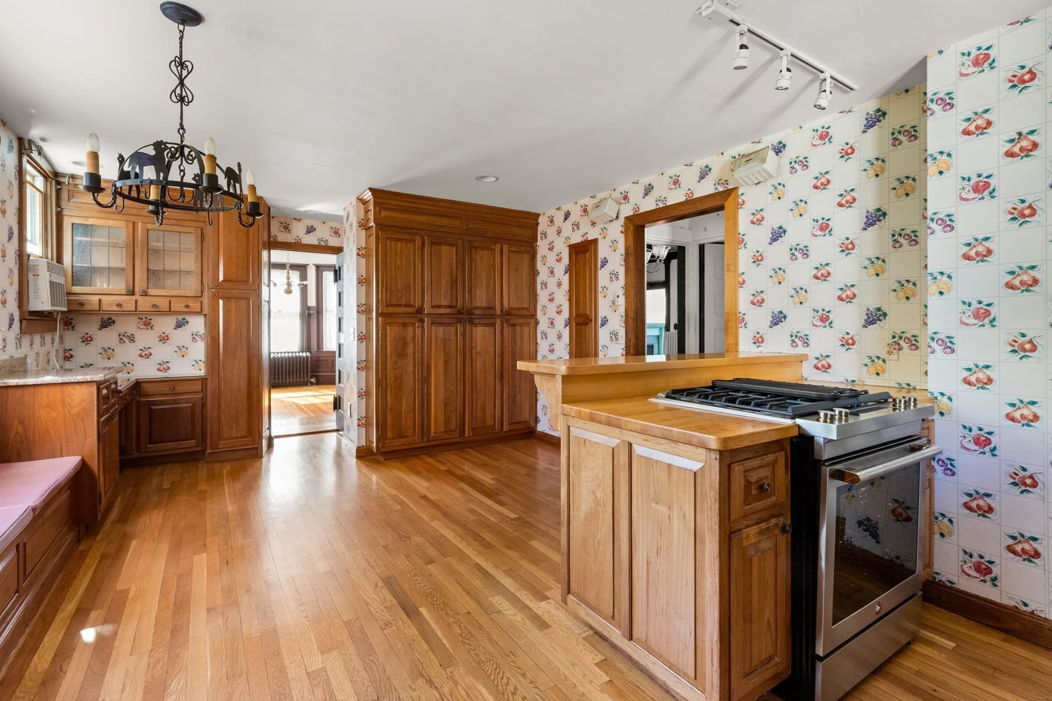 Single Family Residence at 32 Morton St, Andover MA 01810, Andover, photo 16 of 42