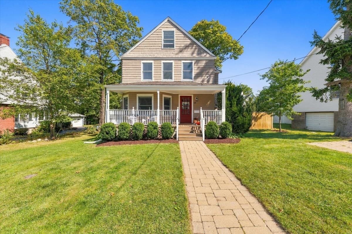 19 Tower Ave, Weymouth MA 02190