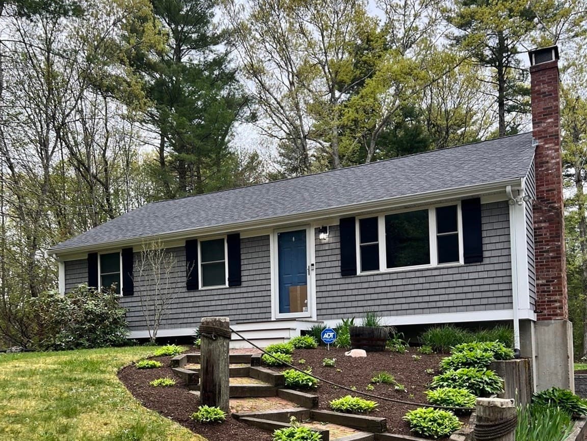 47 Vaughan St, Middleboro MA 02346