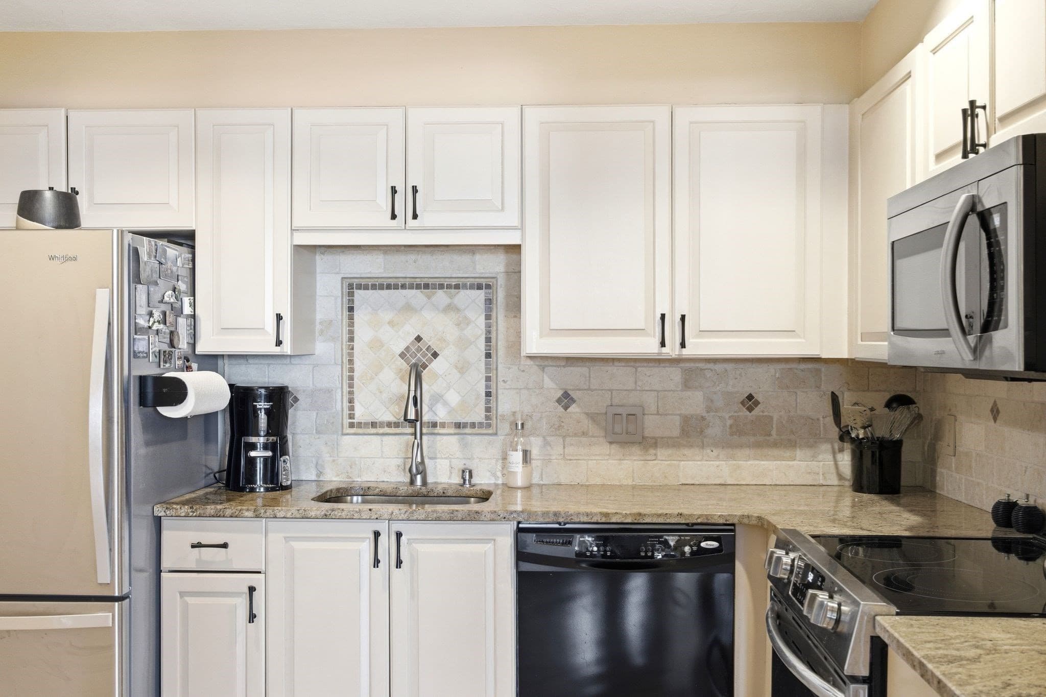 Condominium at 2001 Marina Dr # 312, Quincy MA 02171, Quincy, photo 9 of 17