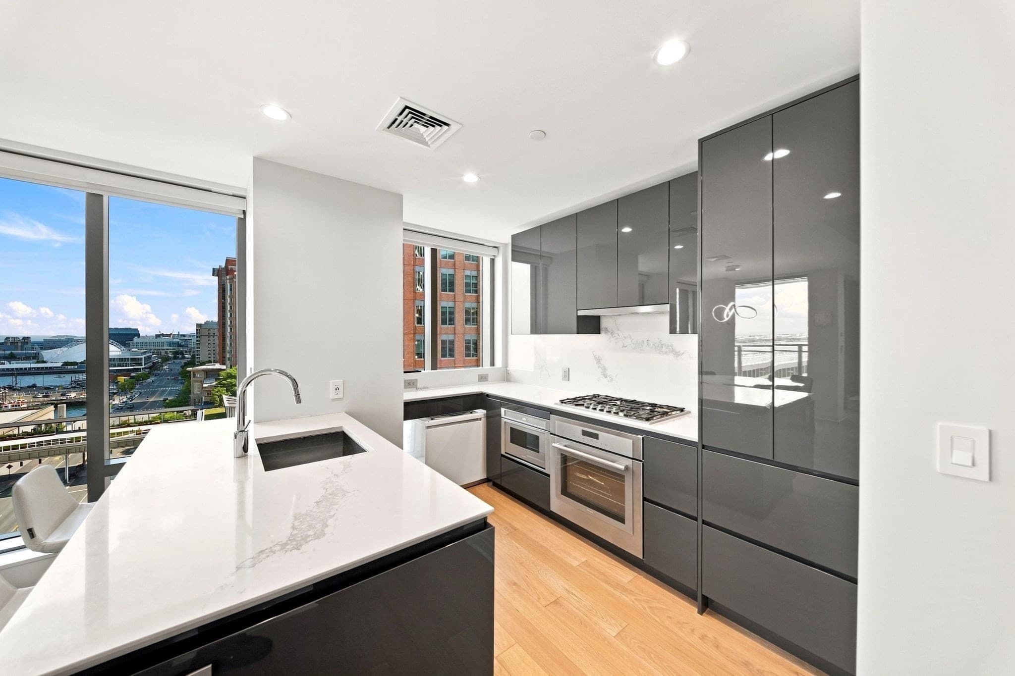Condominium at 133 Seaport Blvd # 1122, Boston MA 02210, photo 18 of 31