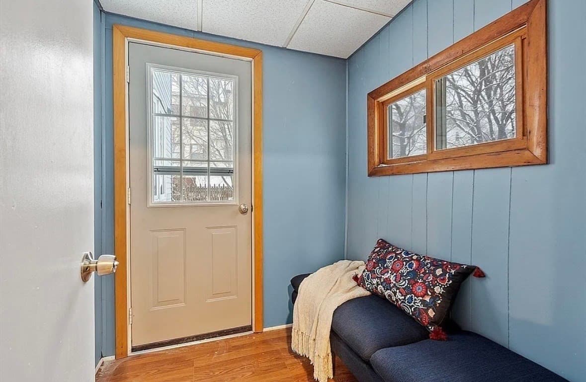 2 Family - 2 Units Up/Down at 117 Greenwood Street, Gardner MA 01440, Gardner, photo 12 of 39