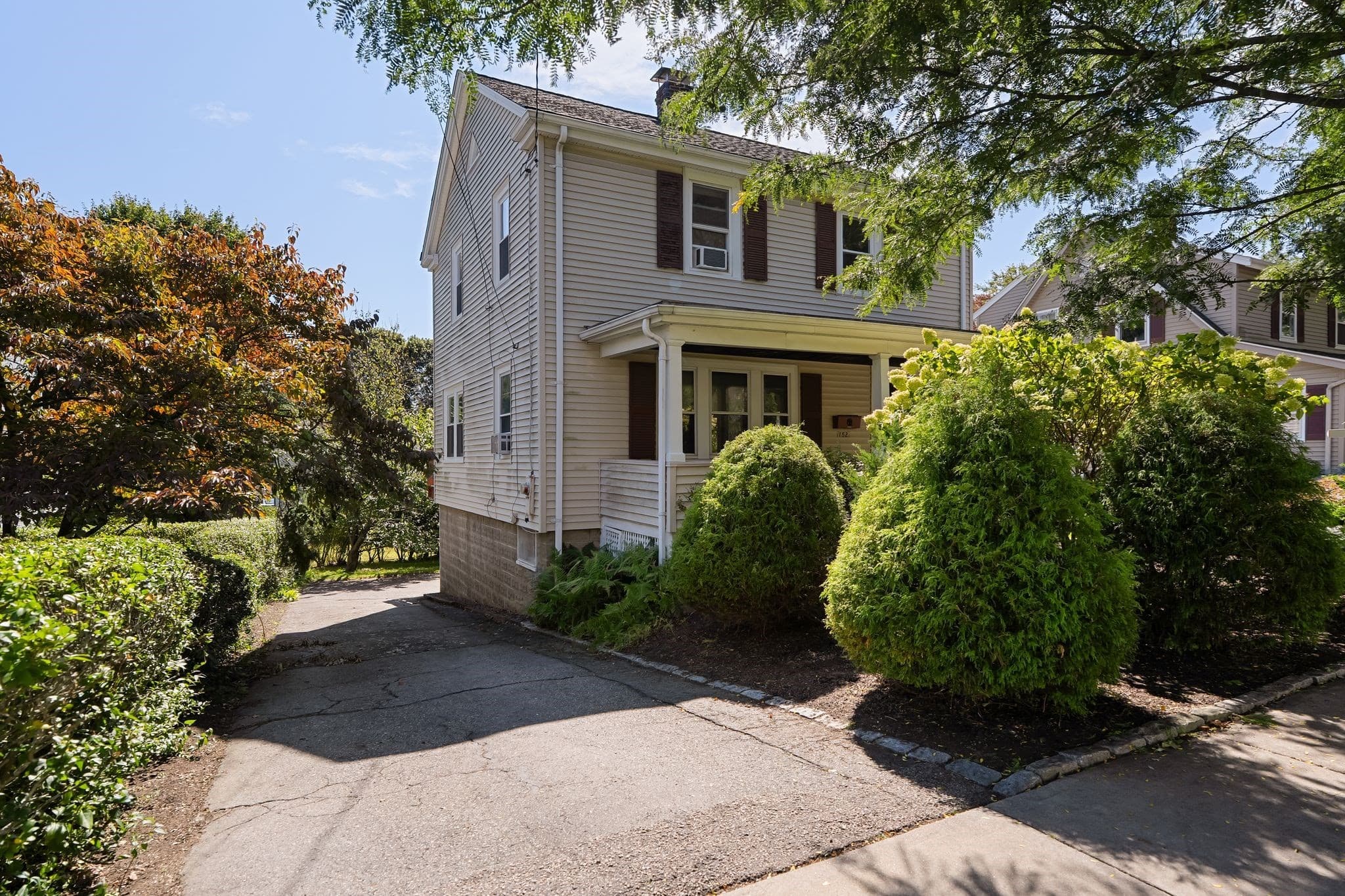 Single Family Residence at 152 Mount Vernon St, Arlington MA 02476, Arlington, photo 2 of 42