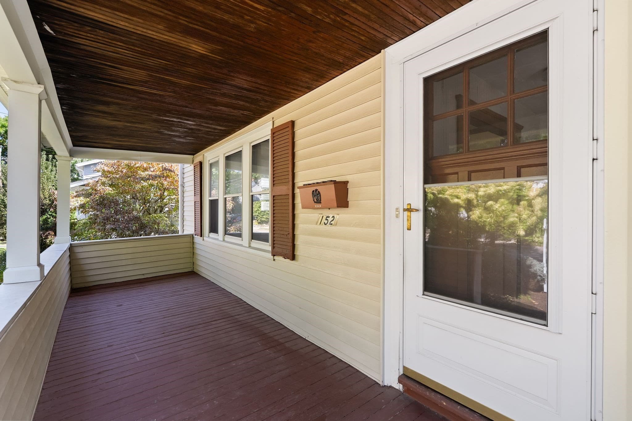 Single Family Residence at 152 Mount Vernon St, Arlington MA 02476, Arlington, photo 4 of 42