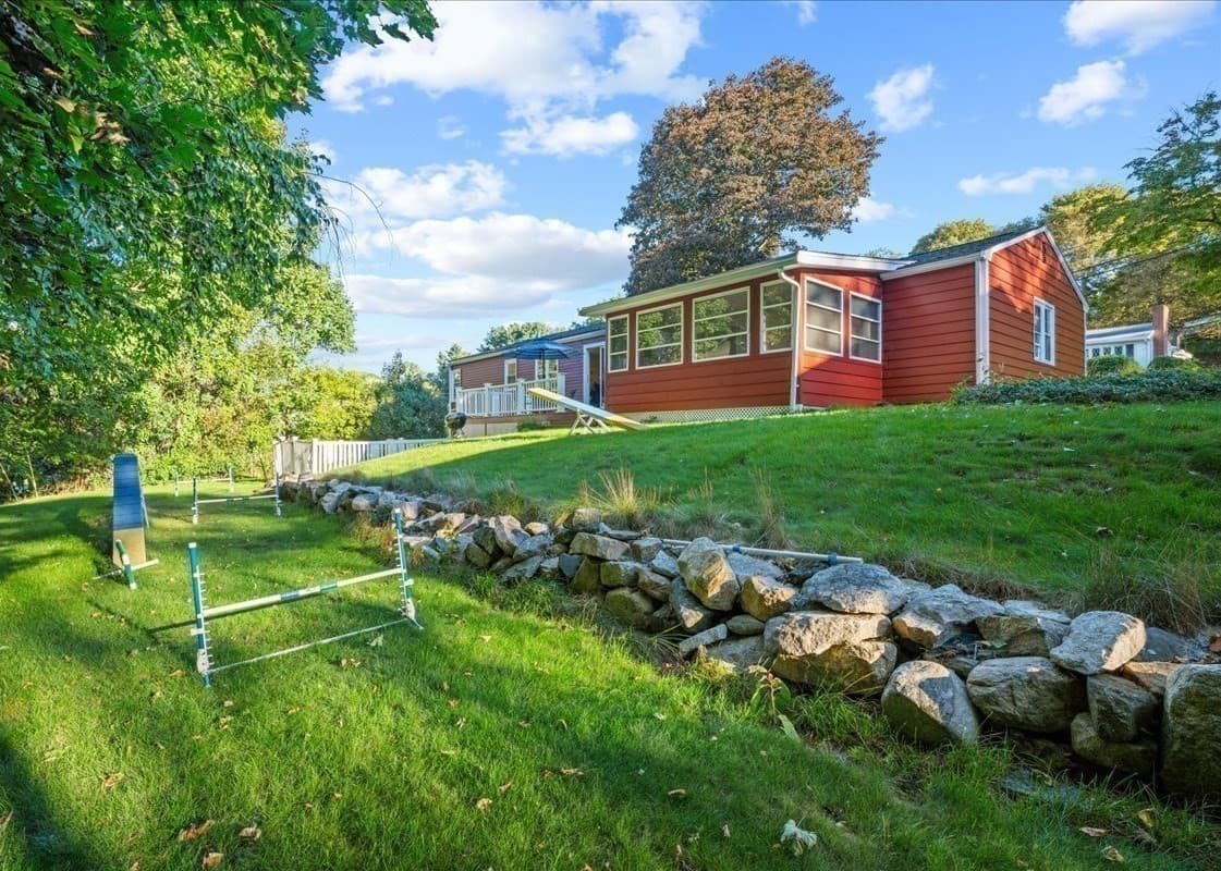 Single Family Residence at 16 Venus Drive, Shrewsbury MA 01545, Shrewsbury, photo 23 of 25