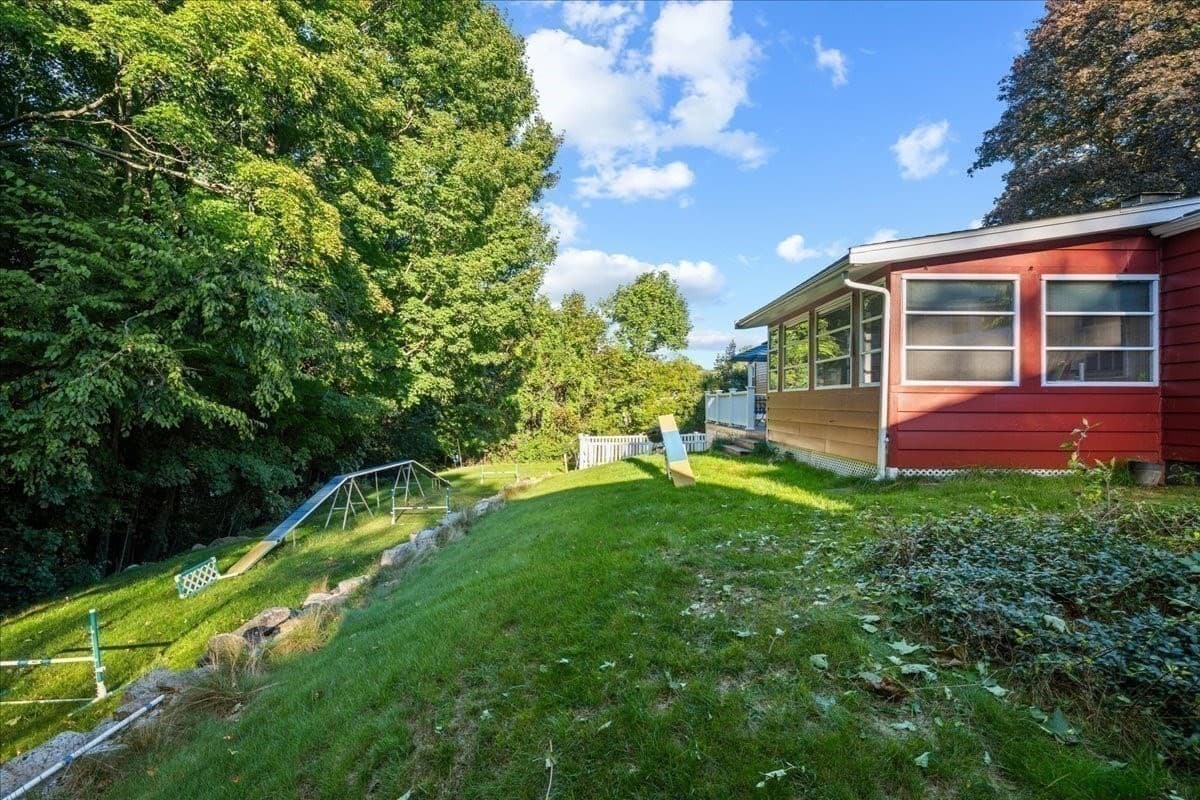 Single Family Residence at 16 Venus Drive, Shrewsbury MA 01545, Shrewsbury, photo 22 of 25