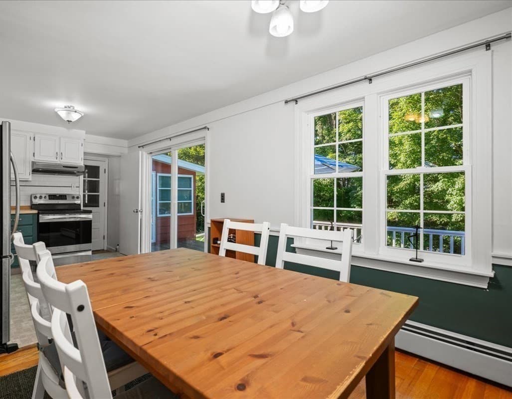 Single Family Residence at 16 Venus Drive, Shrewsbury MA 01545, Shrewsbury, photo 7 of 25