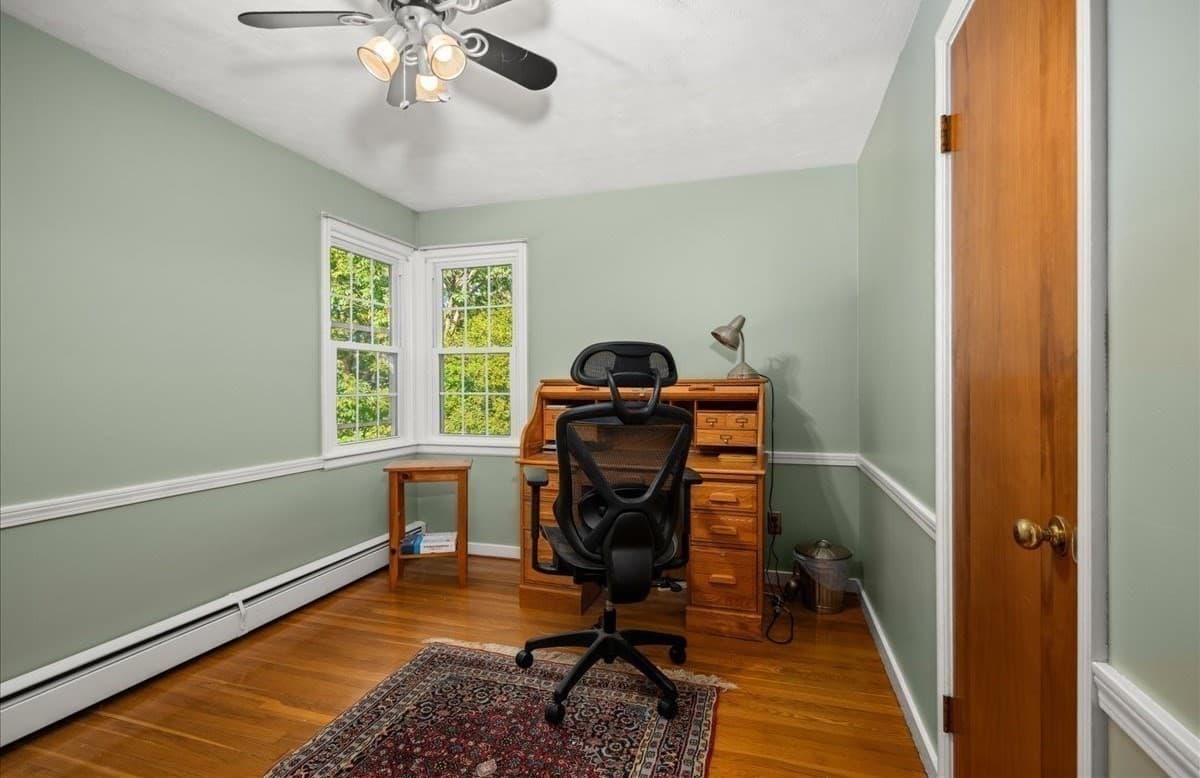 Single Family Residence at 16 Venus Drive, Shrewsbury MA 01545, Shrewsbury, photo 11 of 25