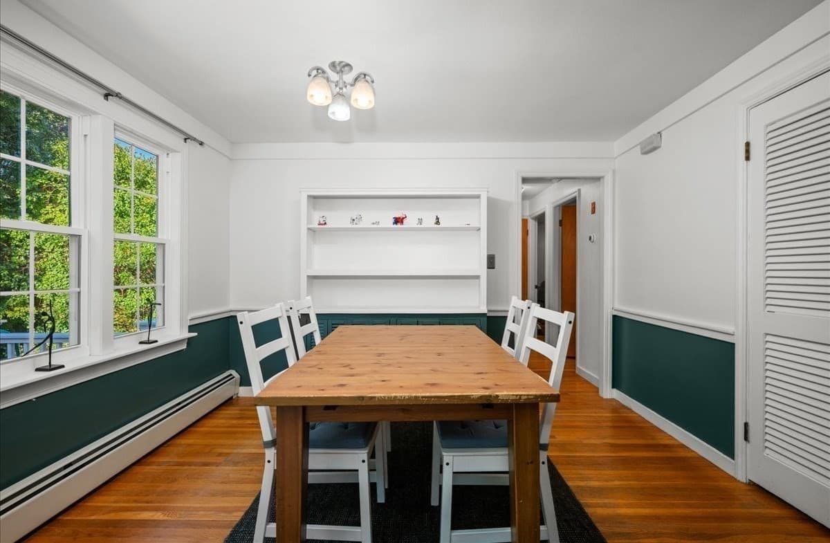 Single Family Residence at 16 Venus Drive, Shrewsbury MA 01545, Shrewsbury, photo 8 of 25