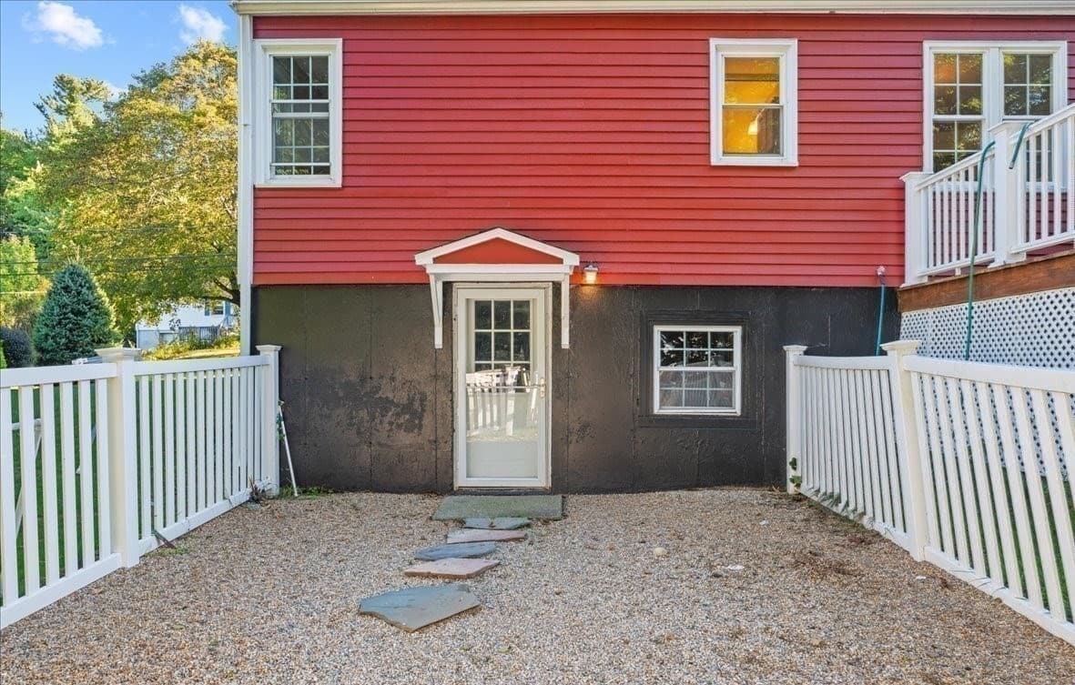 Single Family Residence at 16 Venus Drive, Shrewsbury MA 01545, Shrewsbury, photo 21 of 25