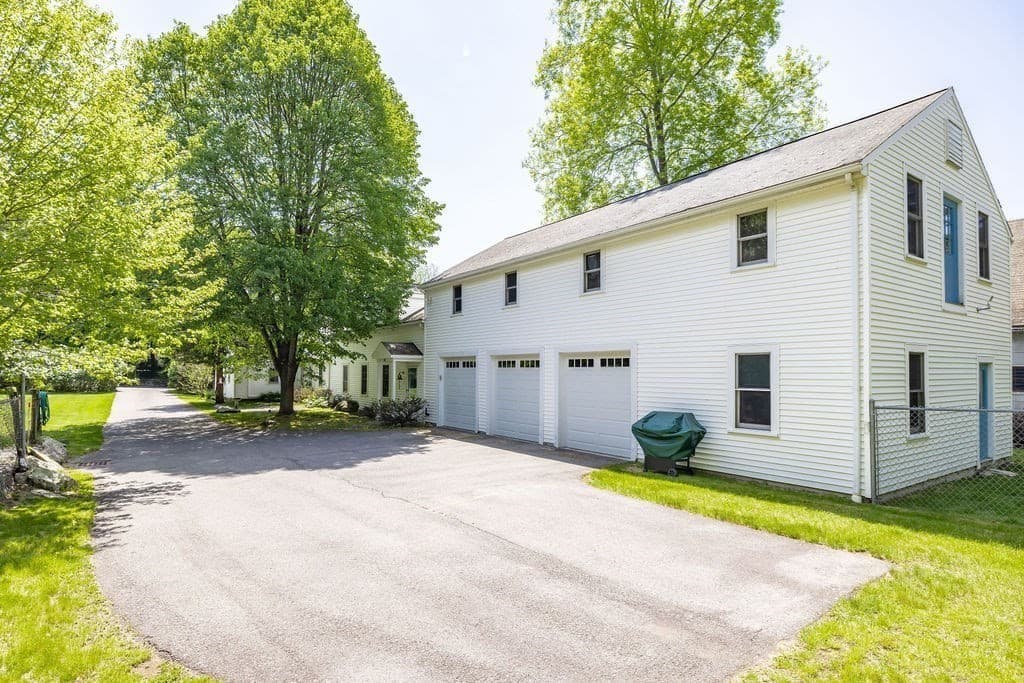 Single Family Residence at 69 Forest St, Sherborn MA 01770, photo 2 of 41